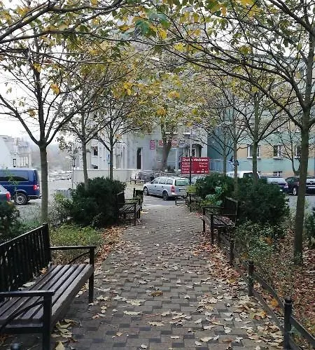 Dolina Z Garazem Apartment *