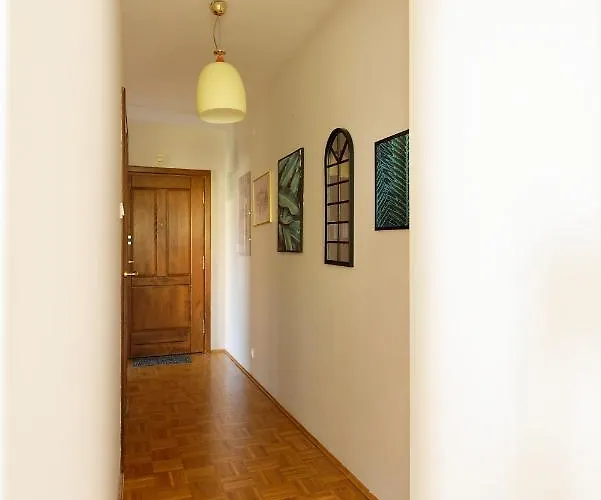 Dolina Z Garazem Apartment Poznan